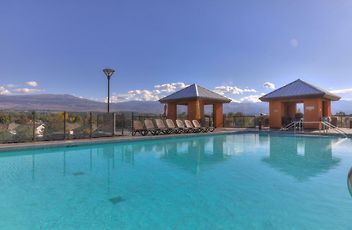 Realtopia Ca 444 Playa Del Sol Resort Kelowna Bc Canada